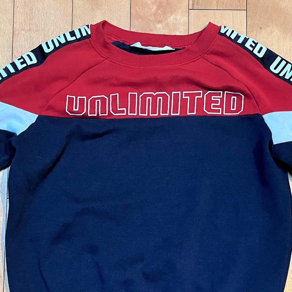 Sweatshirt - Picture 3 of 3